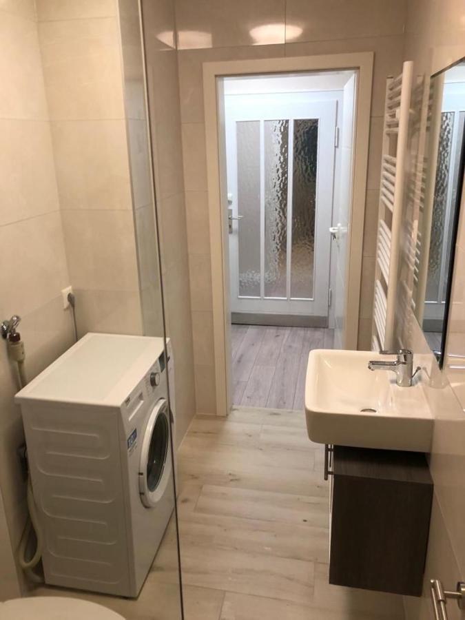 Hochfeld Apartment In Augsburg Eksteriør bilde